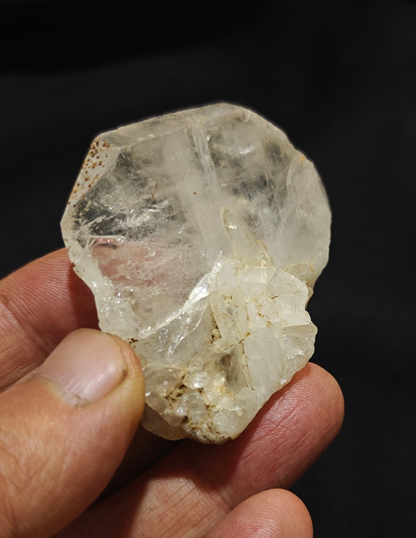 Natural faden quartz crystal 5.5x5x1.5cm