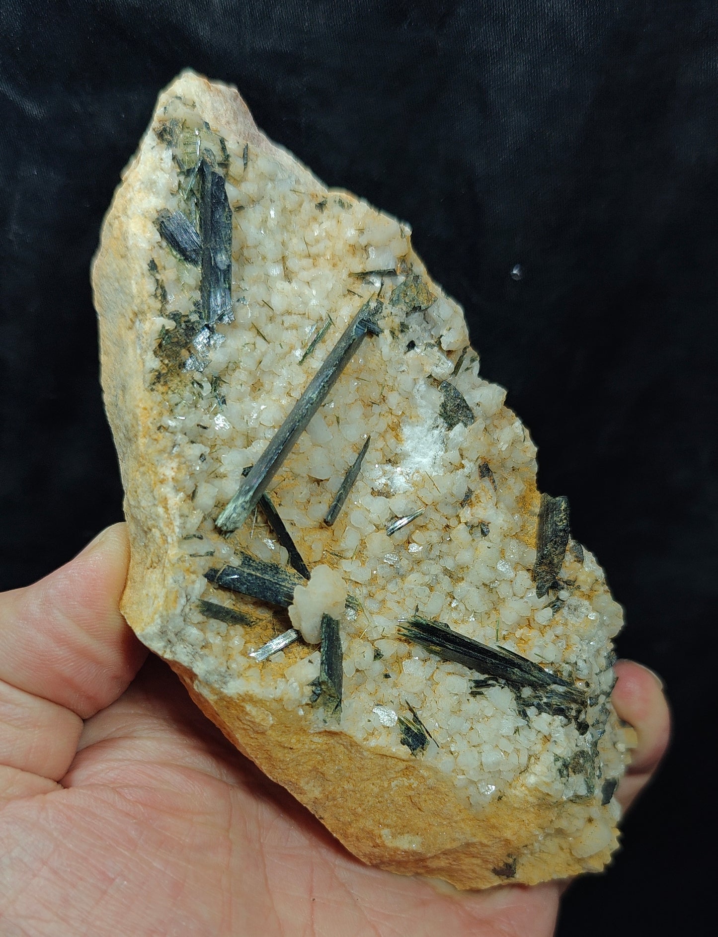 Natural aegirine crystals on matrix specimen 284 grams
