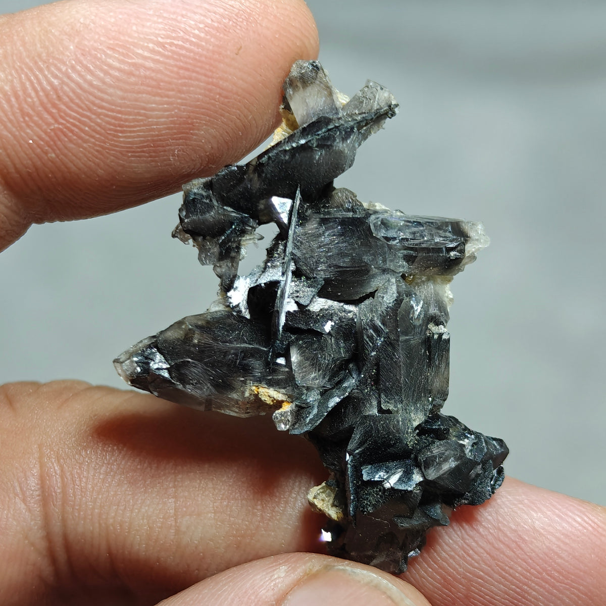 Brookite Quartz thumbnail cluster 6 grams