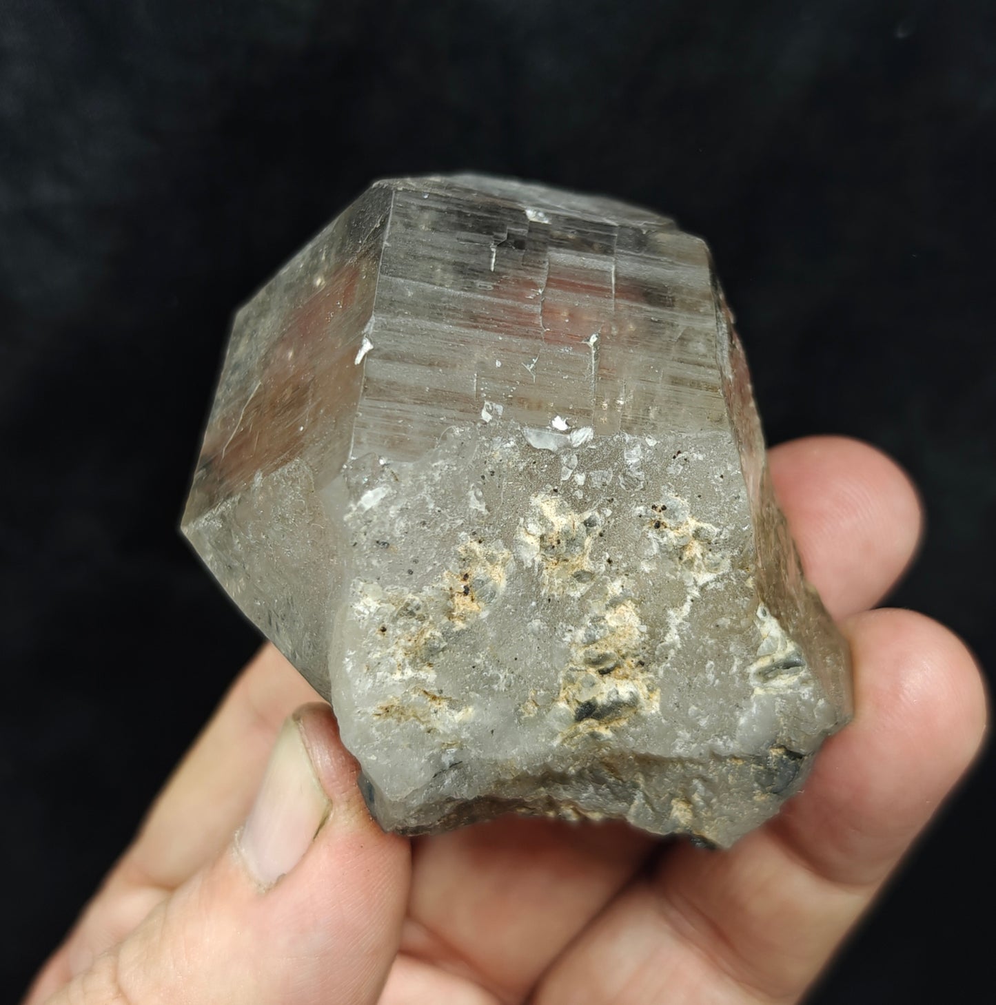 Natural smoky Quartz Crystal 195 grams
