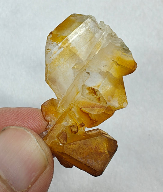 Natural iron included yellow faden quartz 17 grams