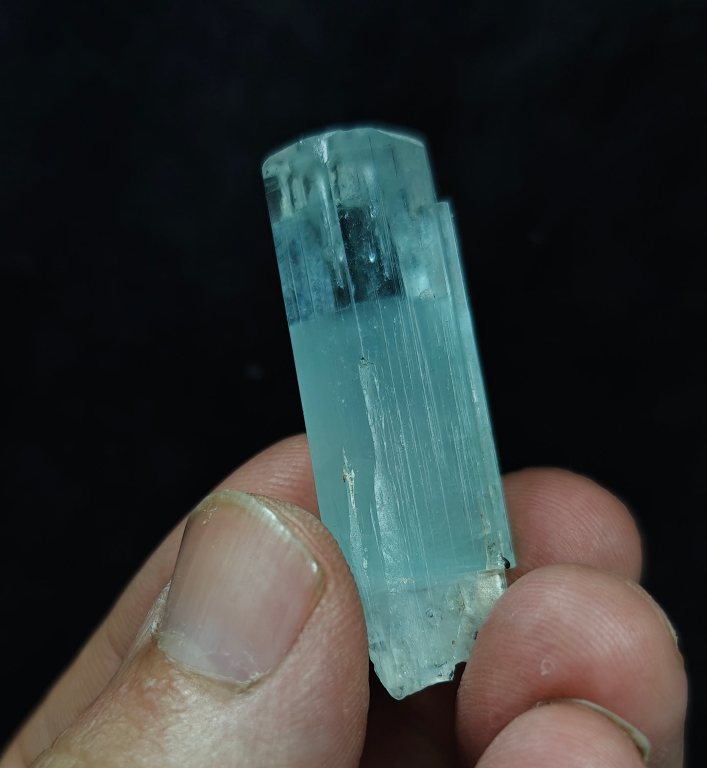 Natural terminated Aquamarine crystal 16 grams