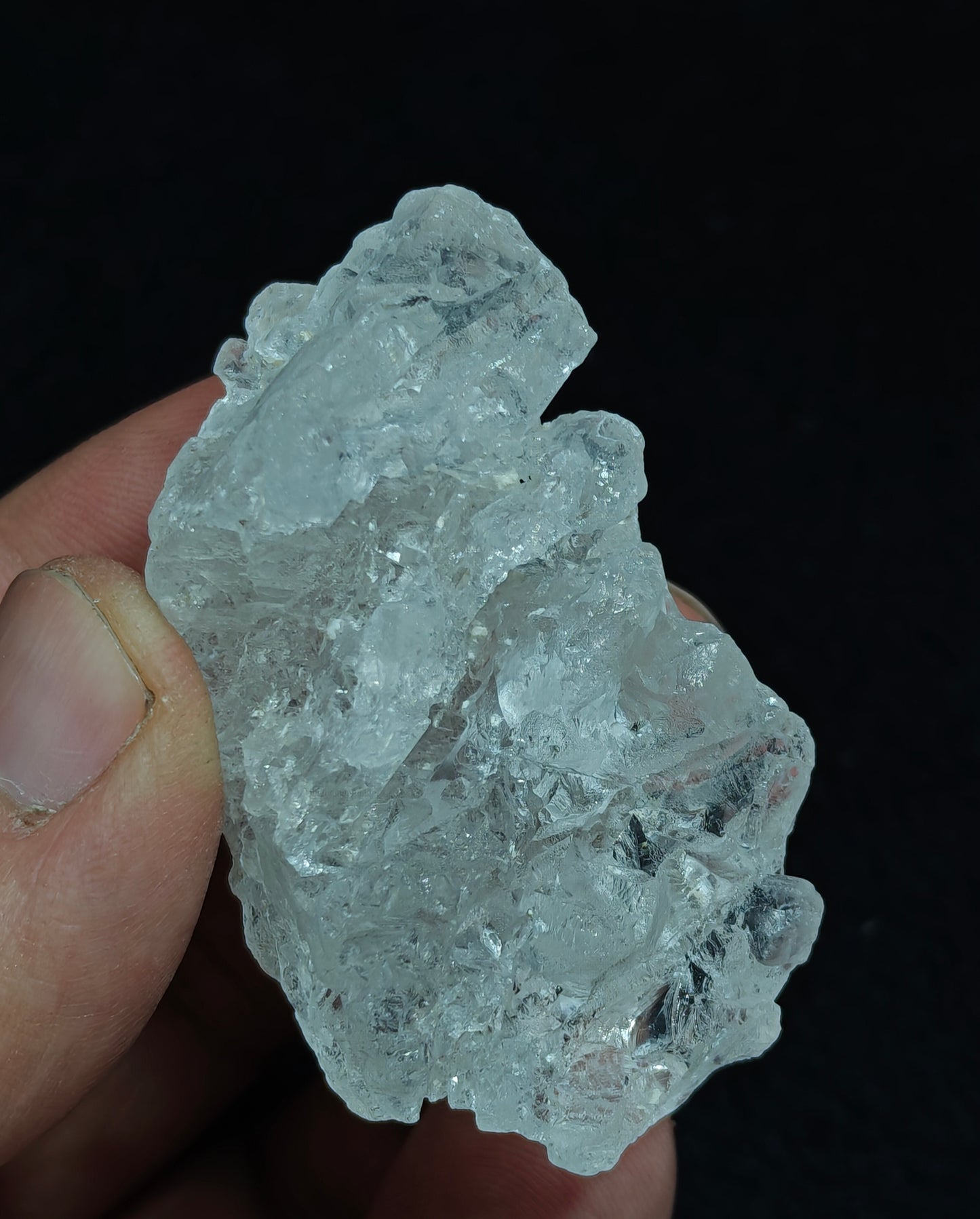 Natural etched pollucite 56 grams