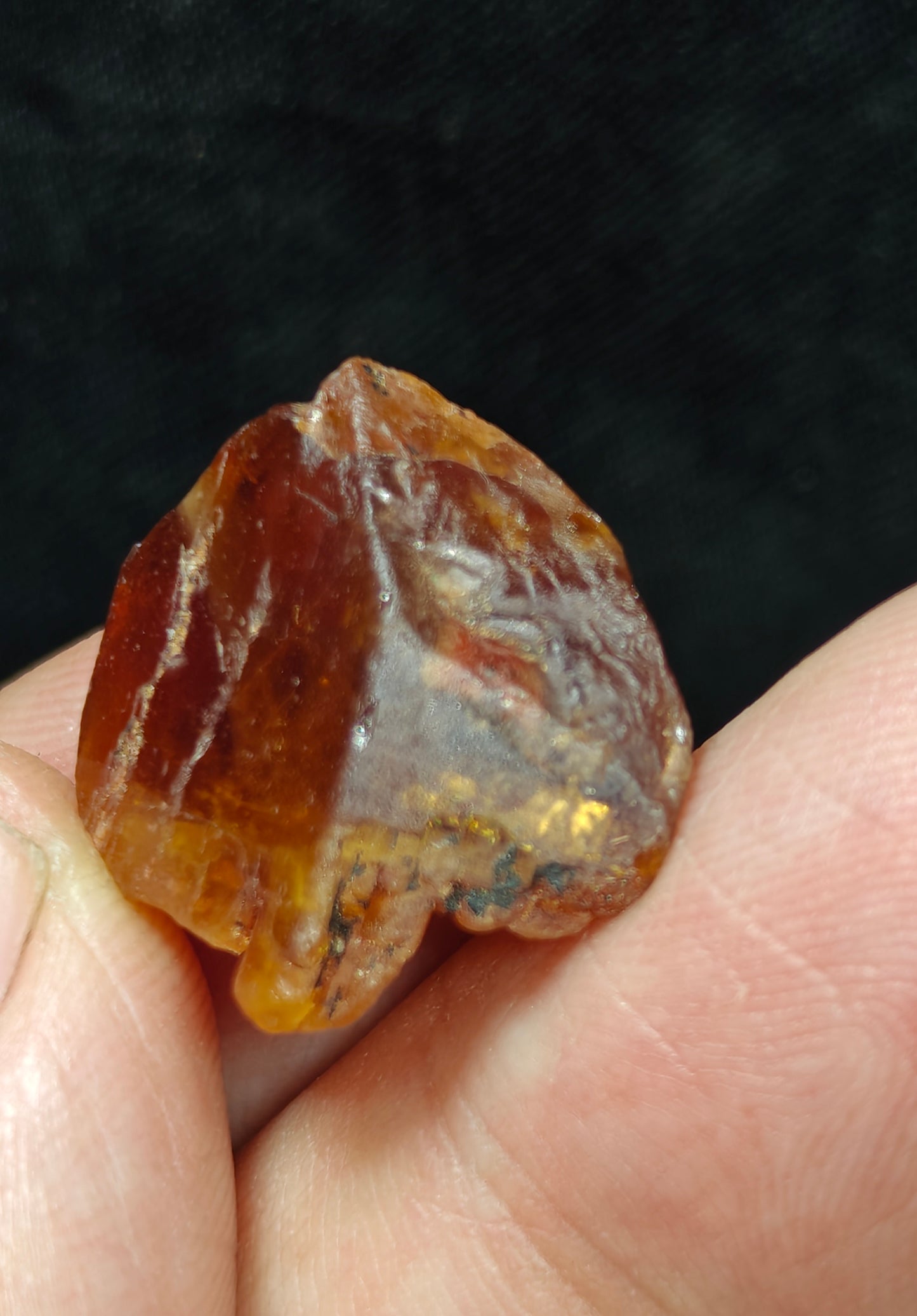 Natural bastnasite Bastnäsite crystal 8.5 grans