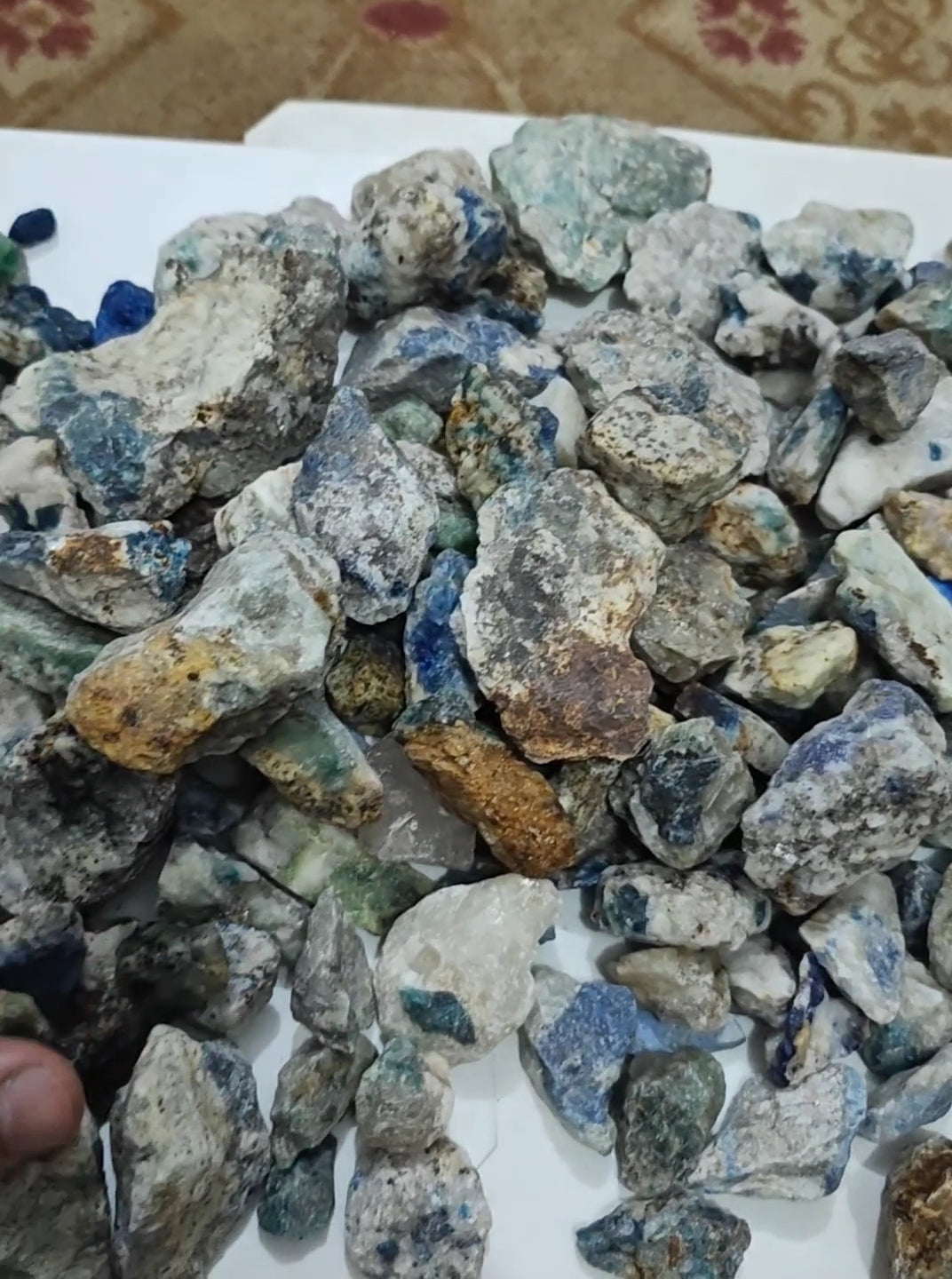 5kg fluorescent sodalite collection