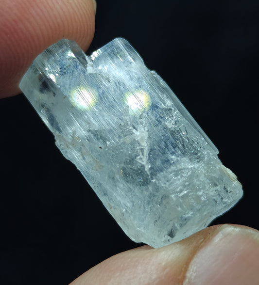 Natural aquamarine crystal twin formation 23 carats