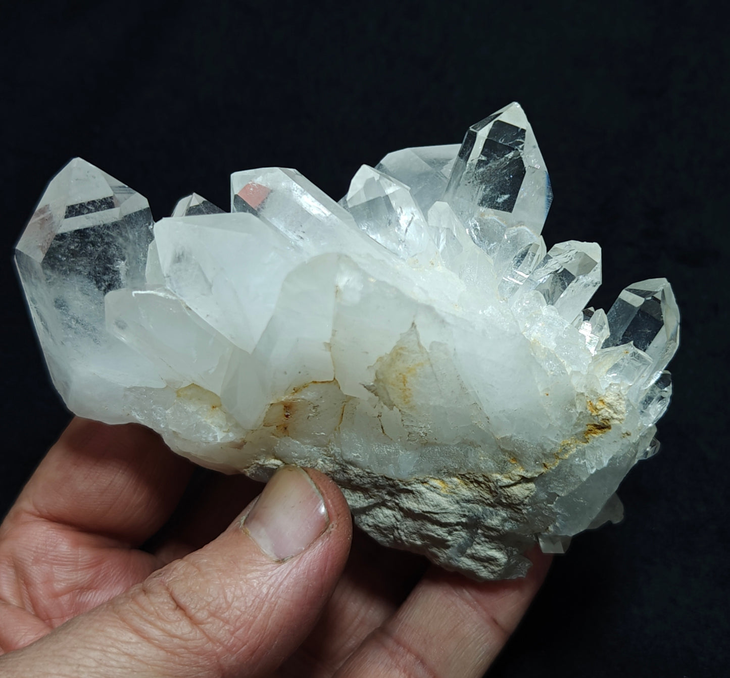 An amazing specimen of Quartz Crystals cluster combined together with beautiful terminations 272 grams