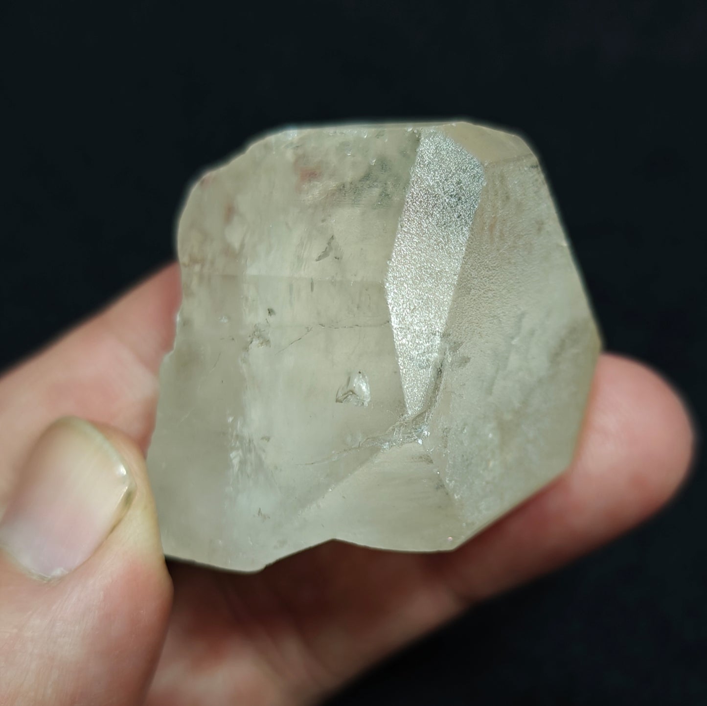 Single beautiful Terminated Topaz crystal 64 grams
