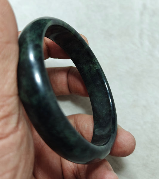 65 mm Size natural serpentine Bangle