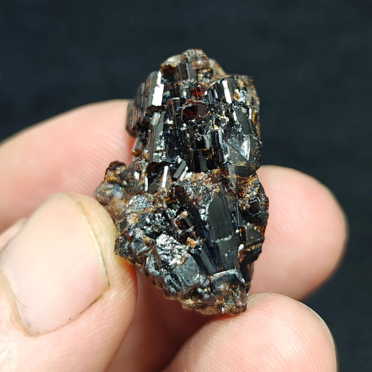 Natural dark brown Vesuvianite 19 grams