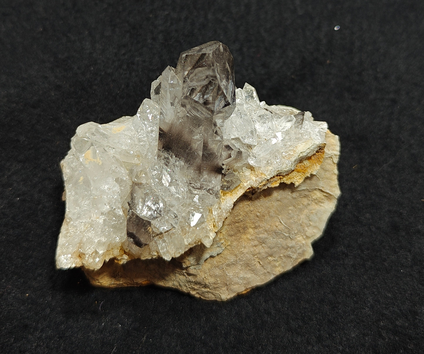 Brookite included Quartz Crystals specimen 120 grams