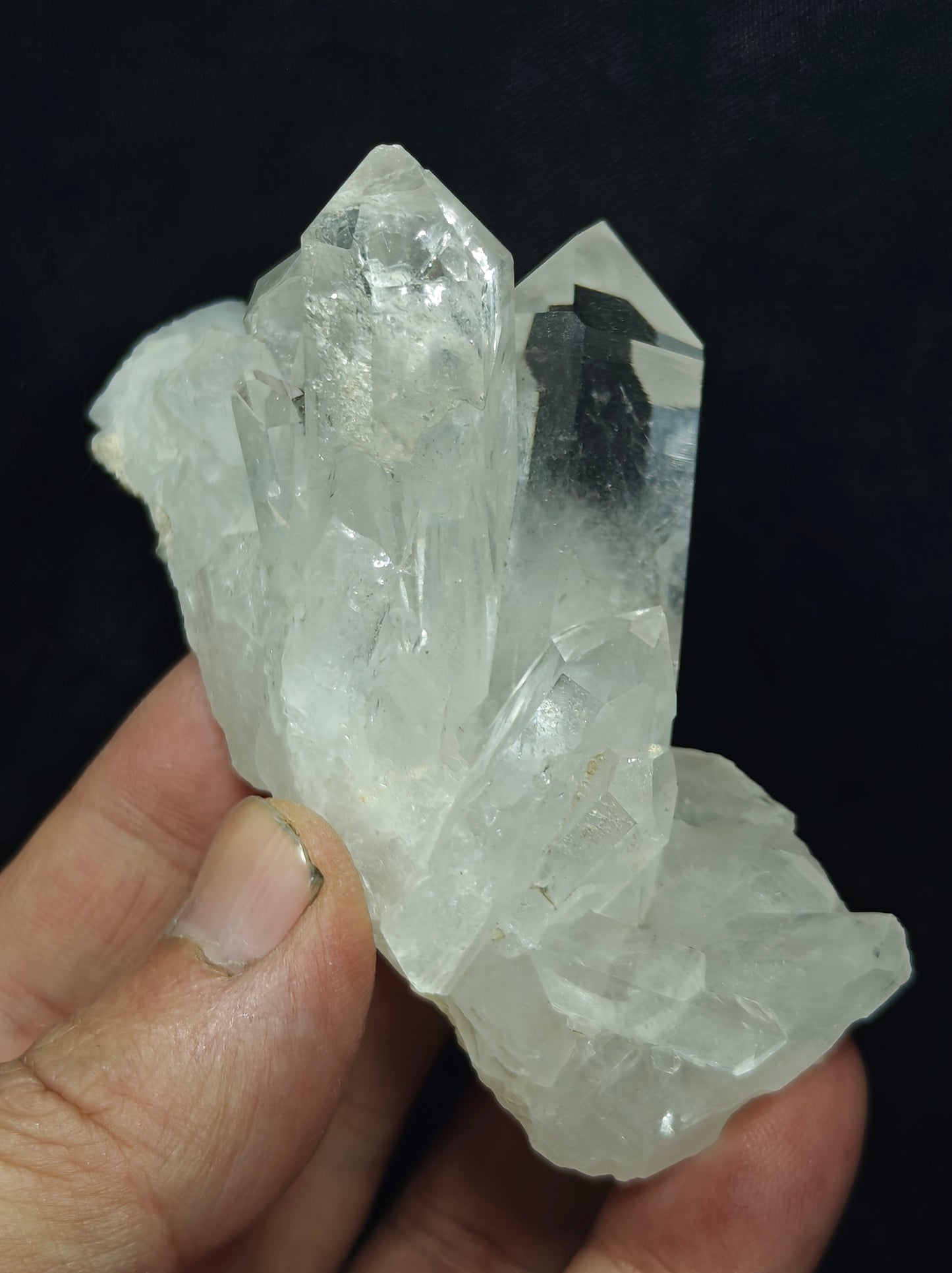 Terminated quartz Crystal 155 grams