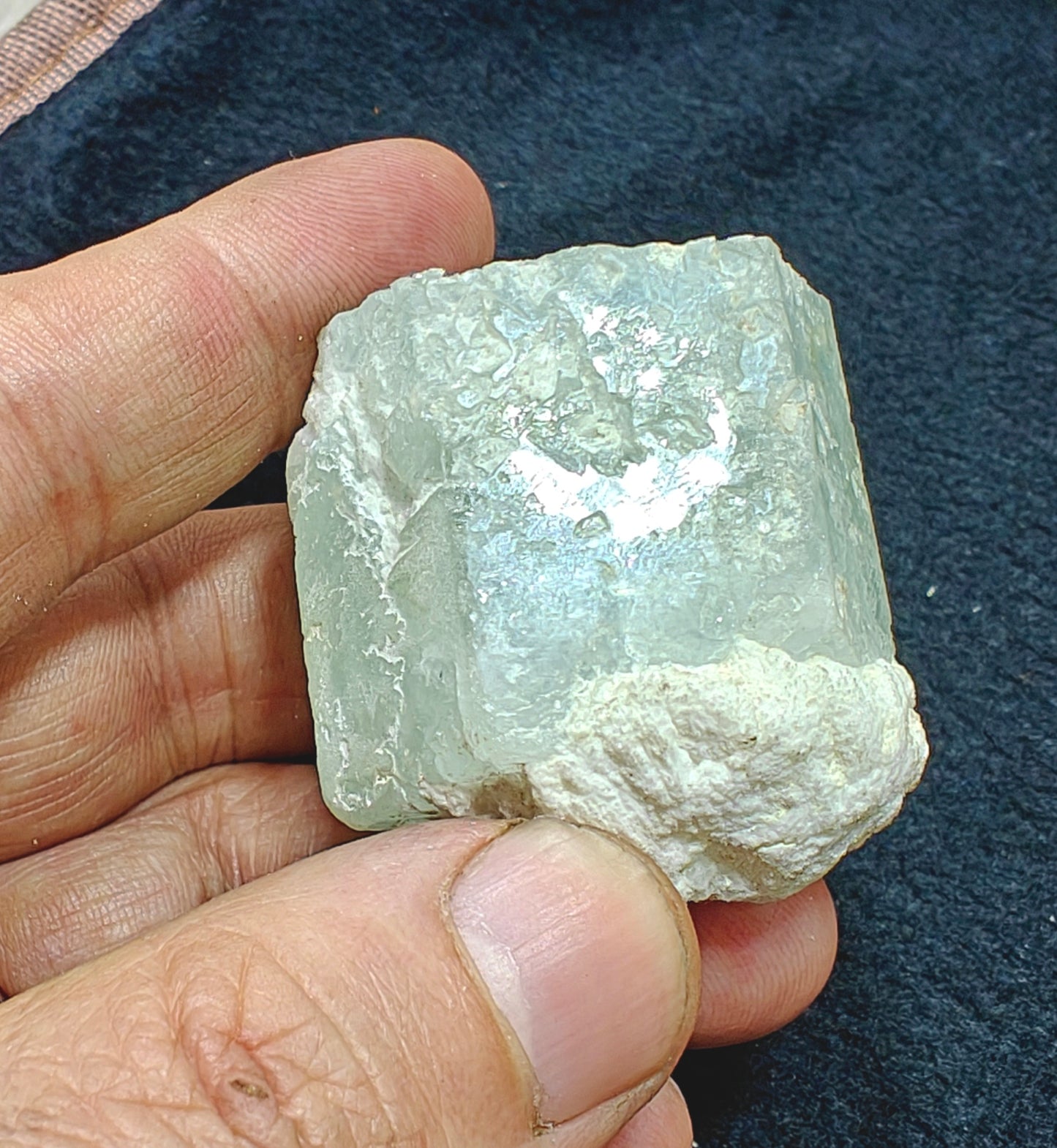 Natural aquamarine crystal 90 grams