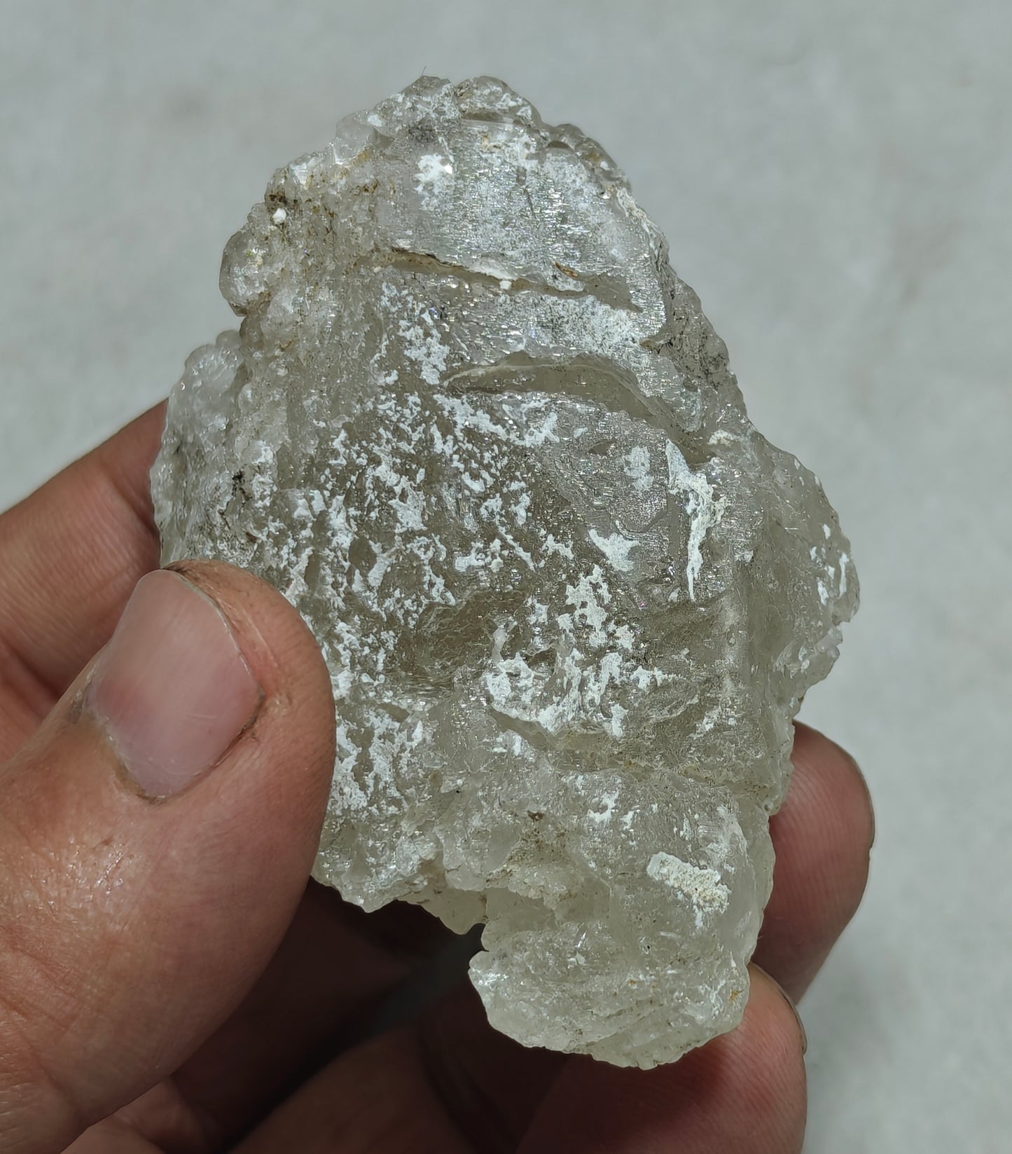 Natural etched pollucite 137 grams