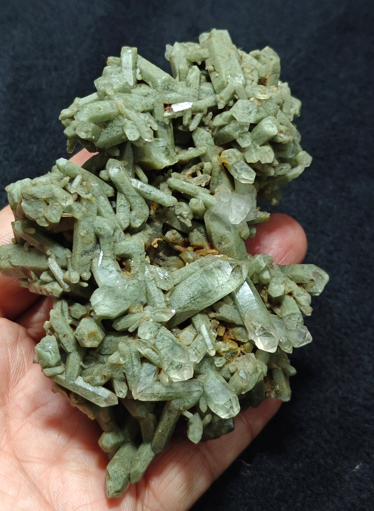 Chlorite Quartz crystals cluster 224 grams