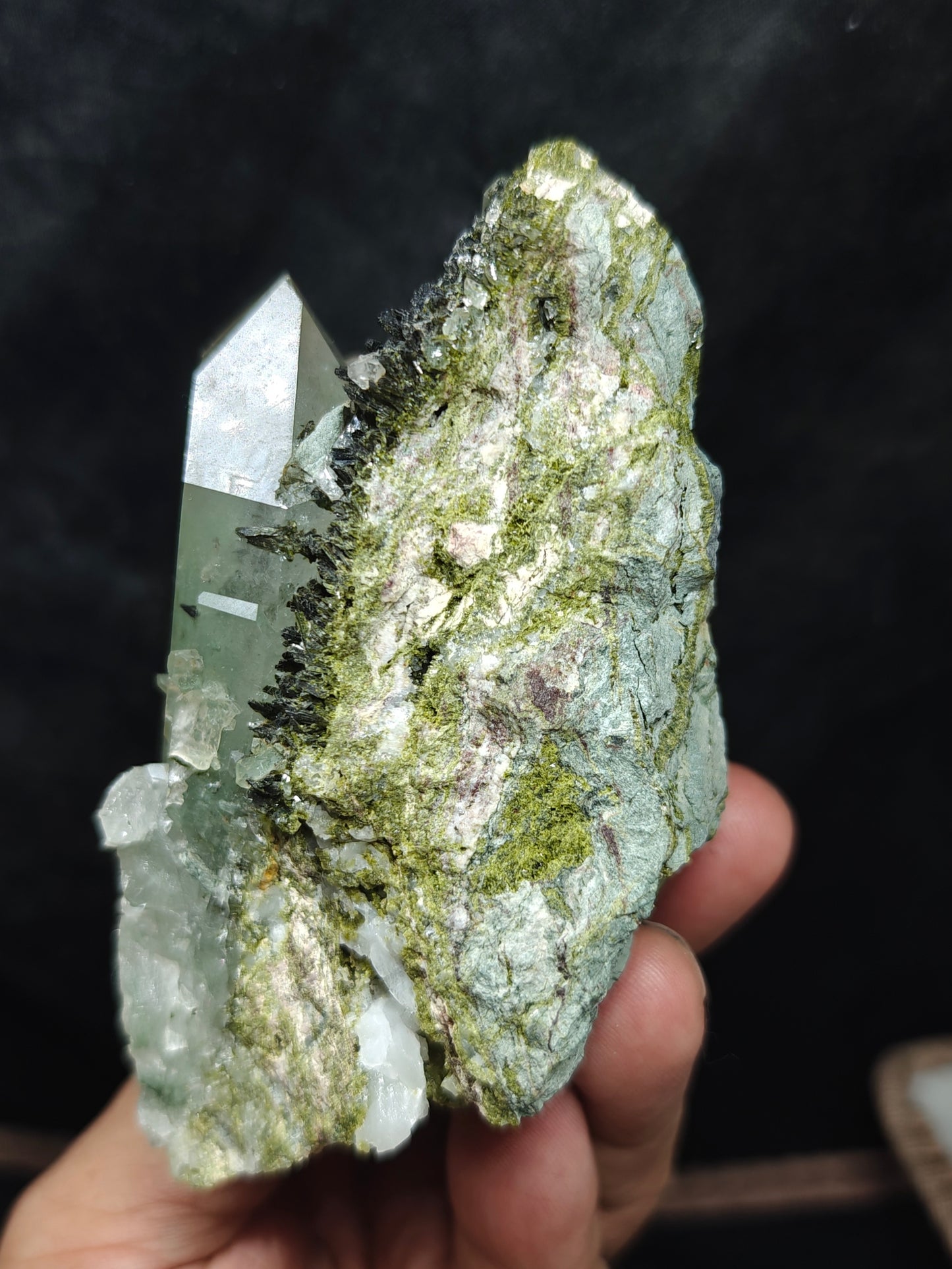 Natural quartz Epidote cluster 448 grams