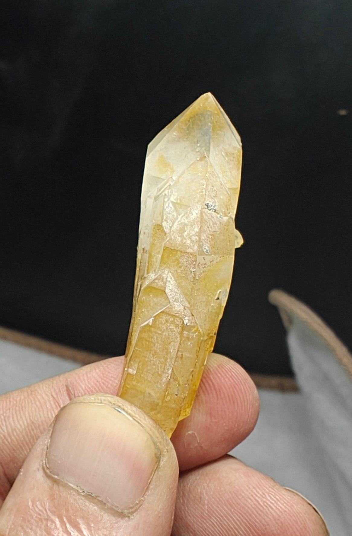 Natural iron included yellow faden quartz 24 grams