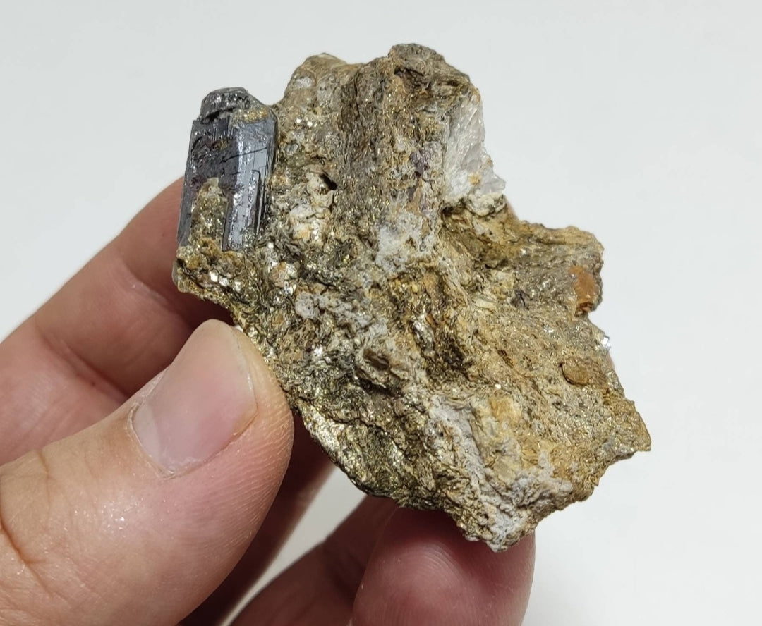 Rare rutile crystal on matrix of mica 75 grams