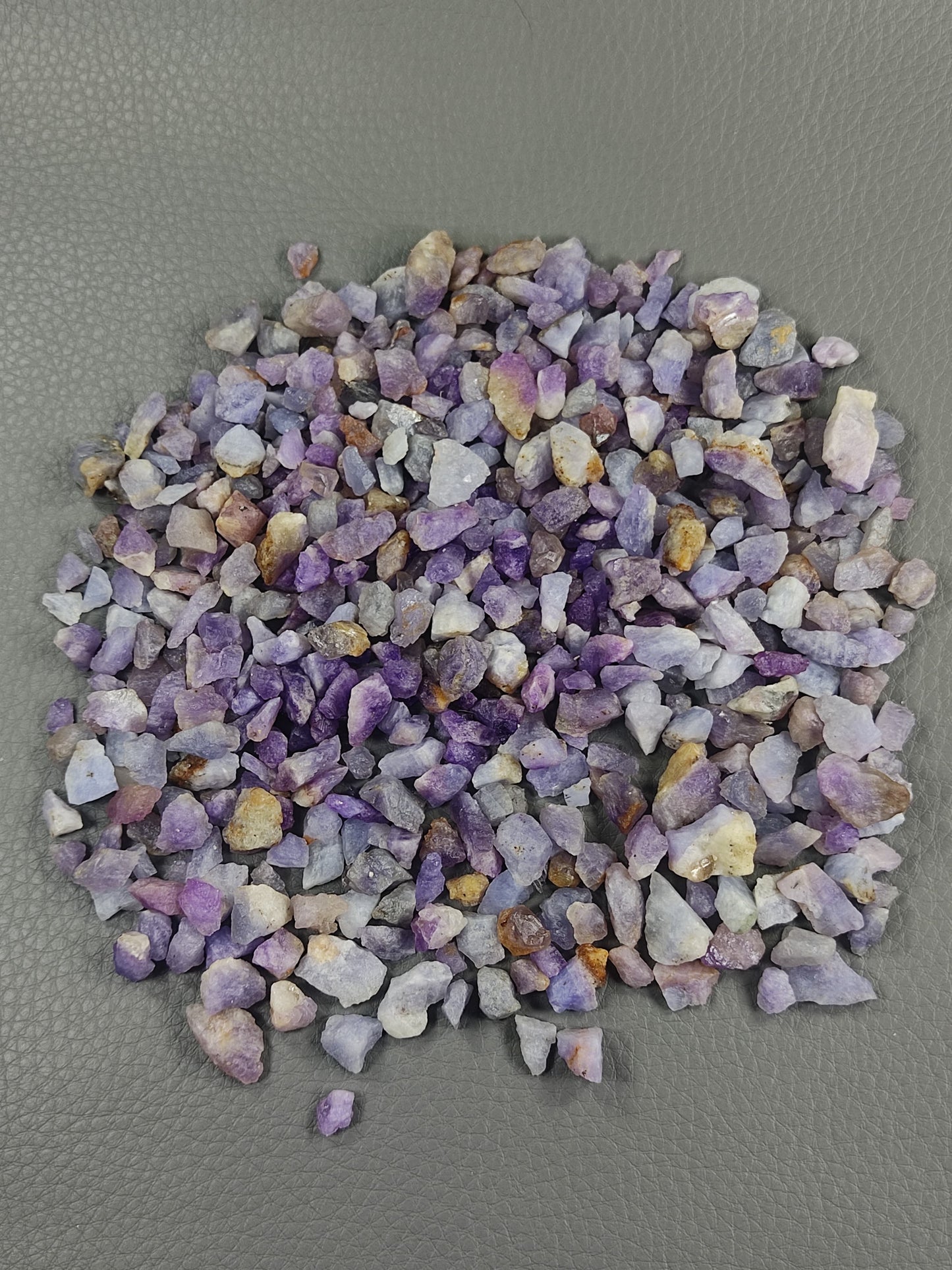 Fluorescent Hackmanite small size 120 grams