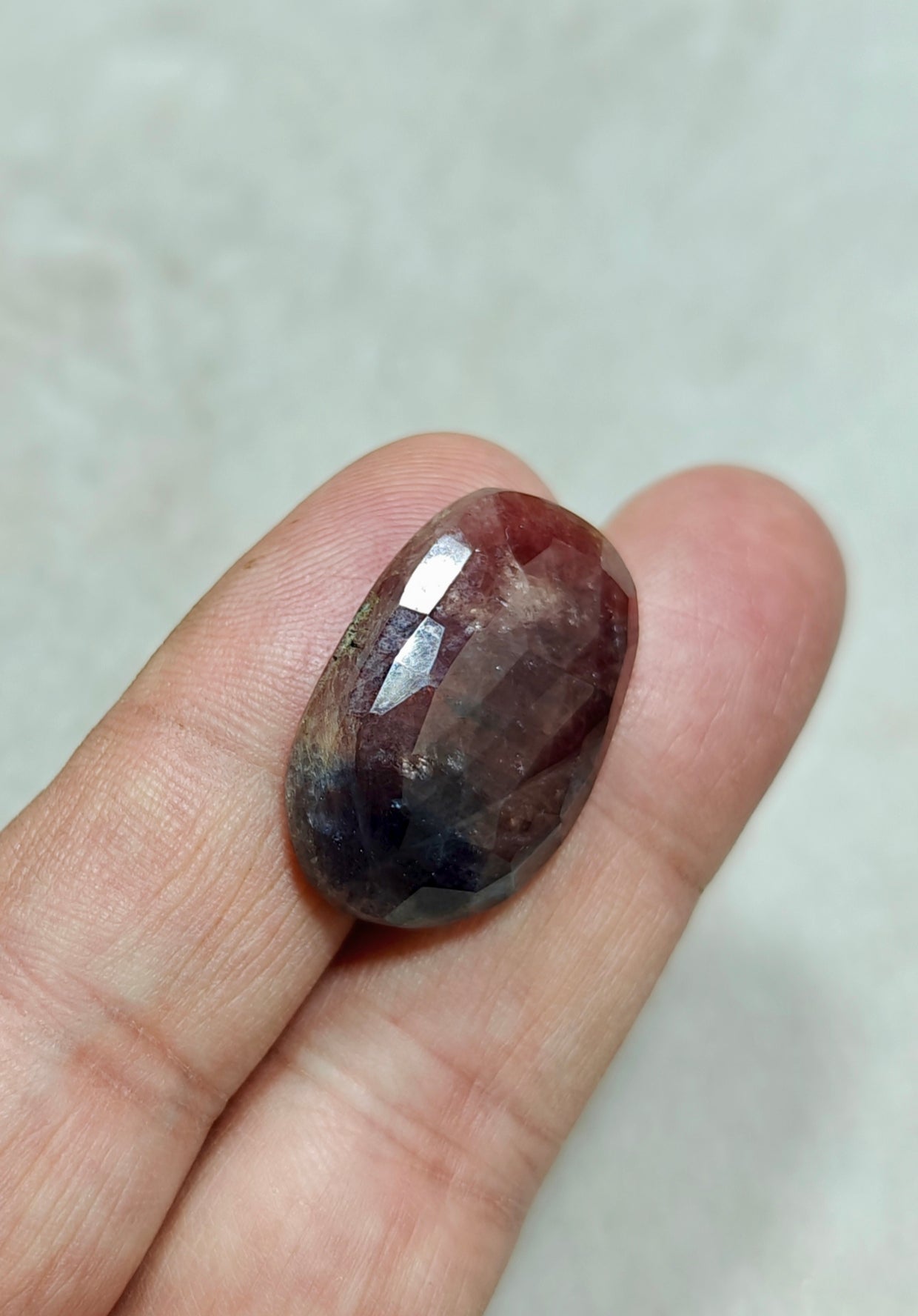 Single beautiful rose cut sapphire gem 42 carats