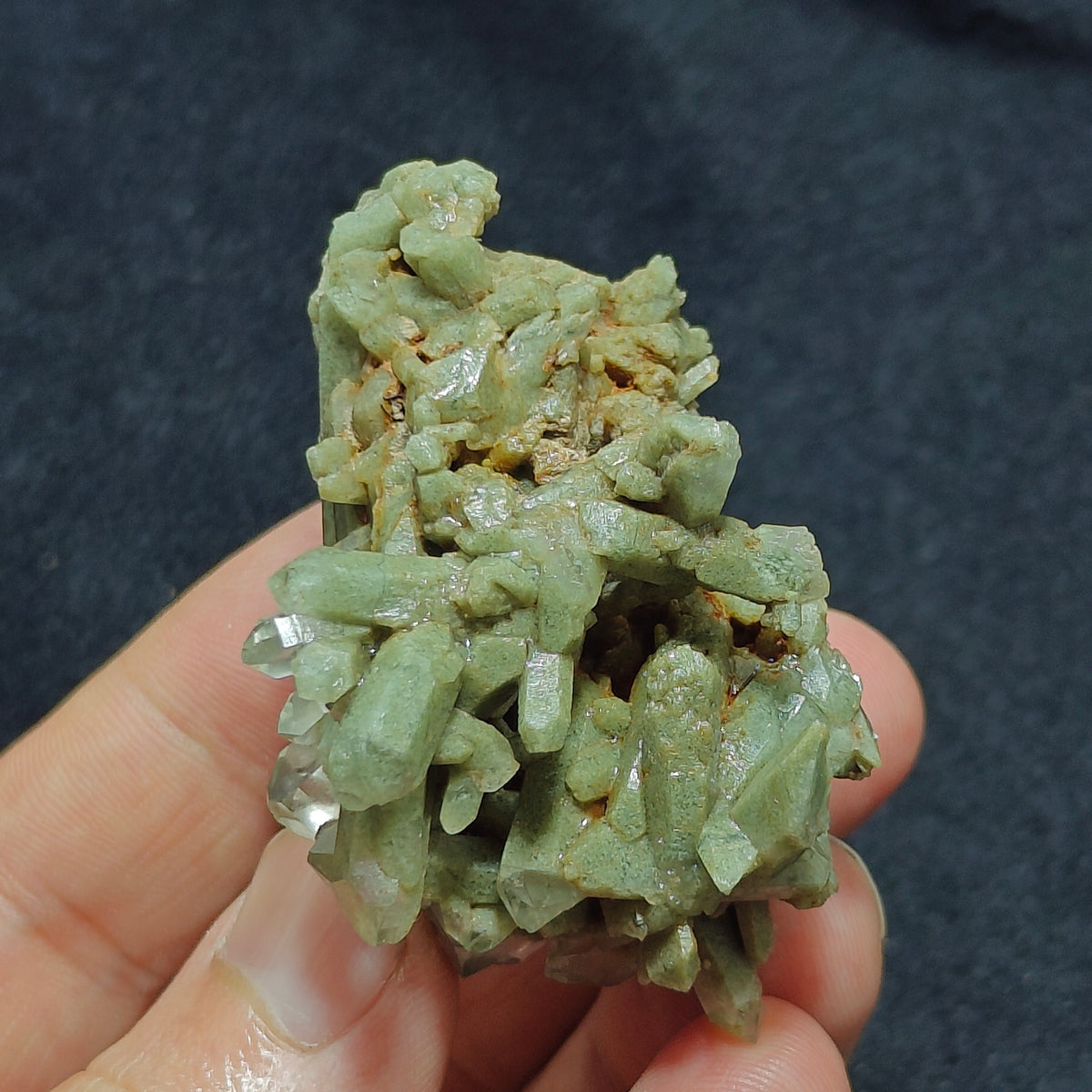 Chlorite Quartz crystal 63 grams