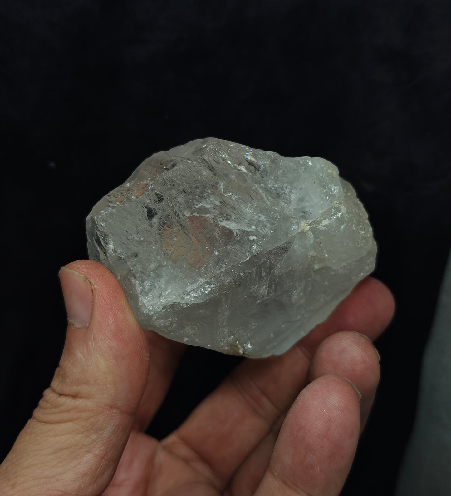 Natural clear terminated Quartz Crystal 306 grams