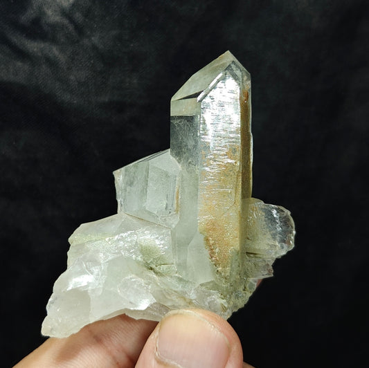 Terminated Chlorite Quartz crystals cluster 64 grams