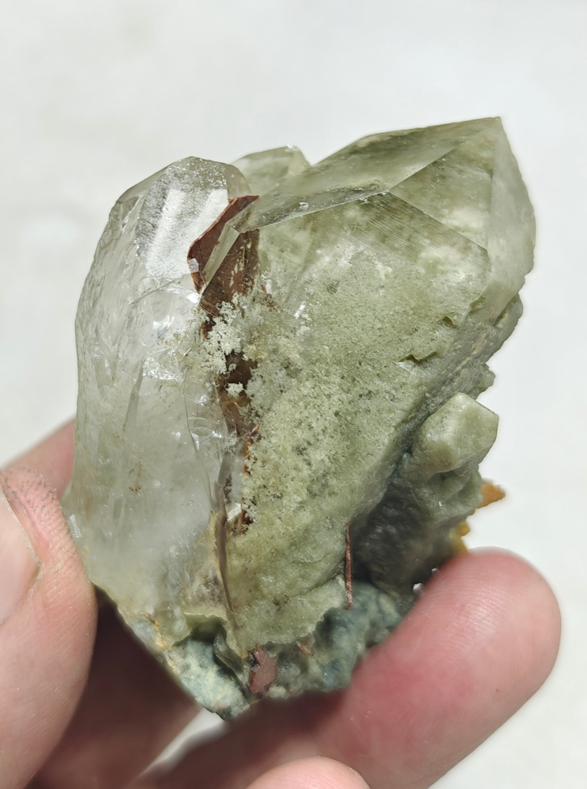 Chlorite Quartz with brookite 91 grams