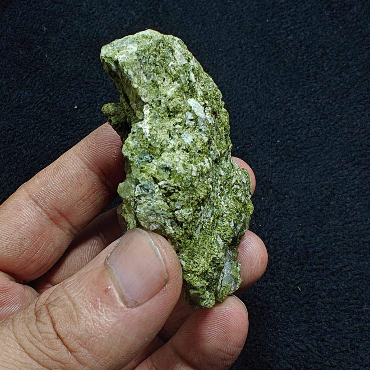 Epidote quartz 124 grams