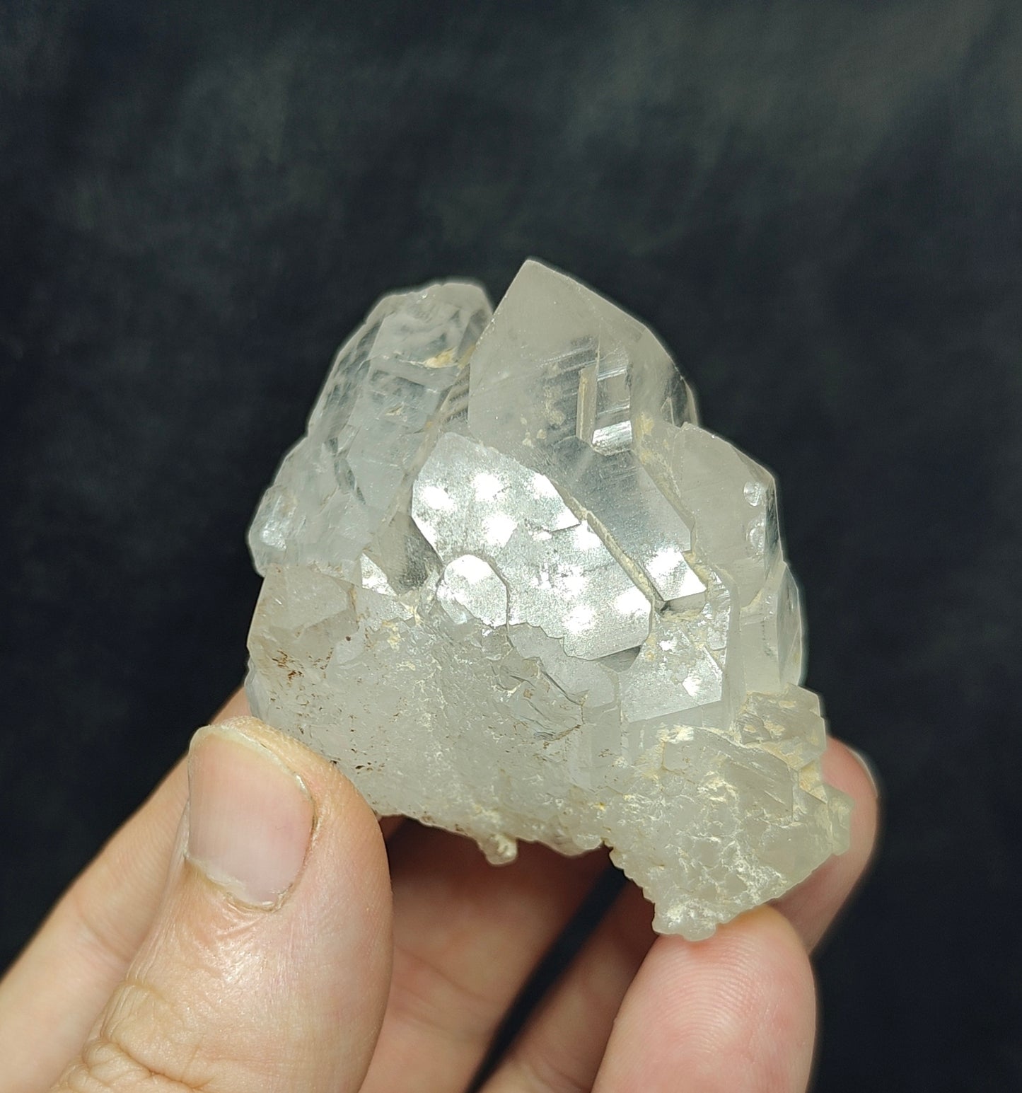 Beautiful specimen of Quartz Cluster 108 grams