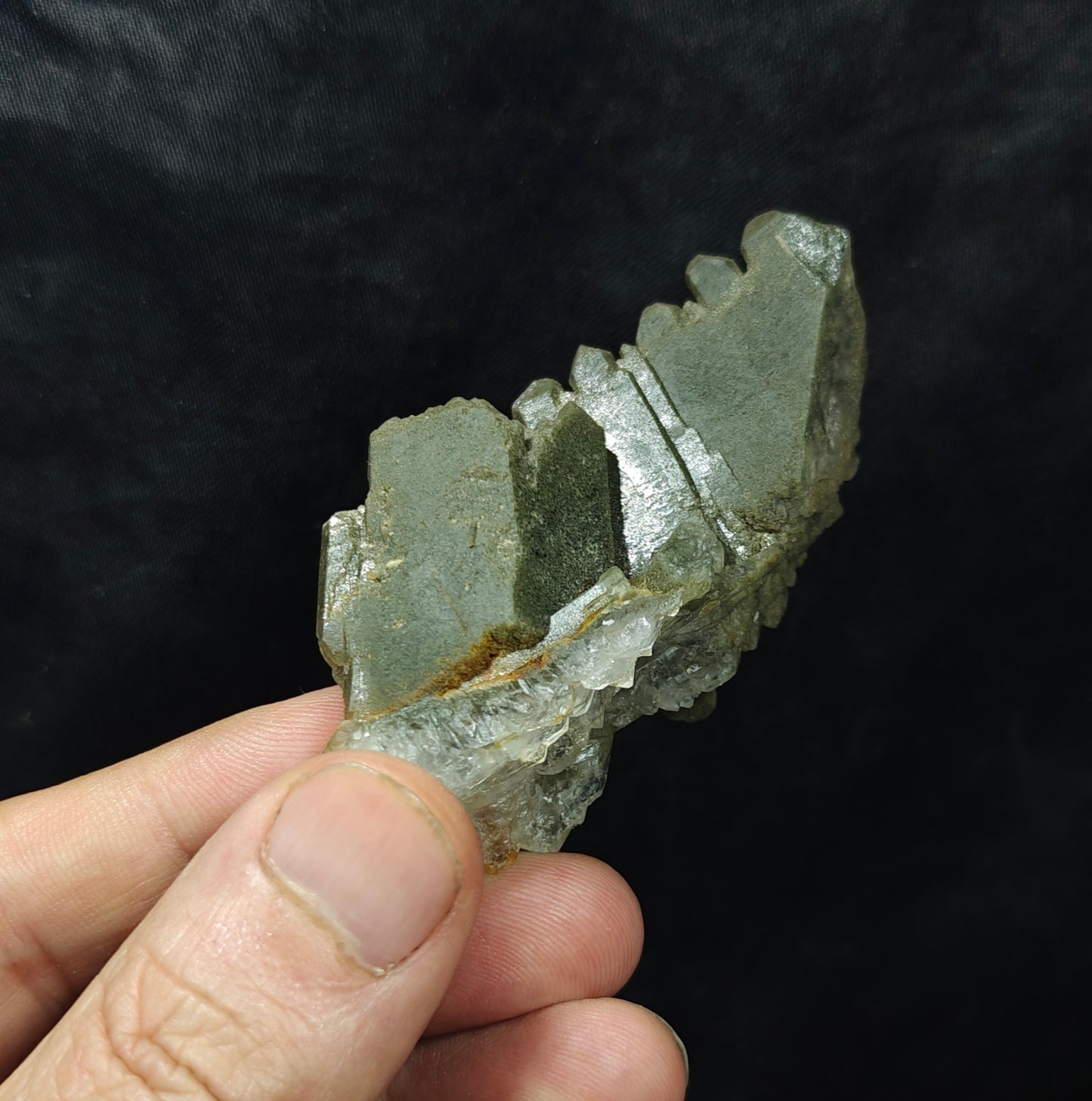 Chlorite Quartz specimen 51 grams
