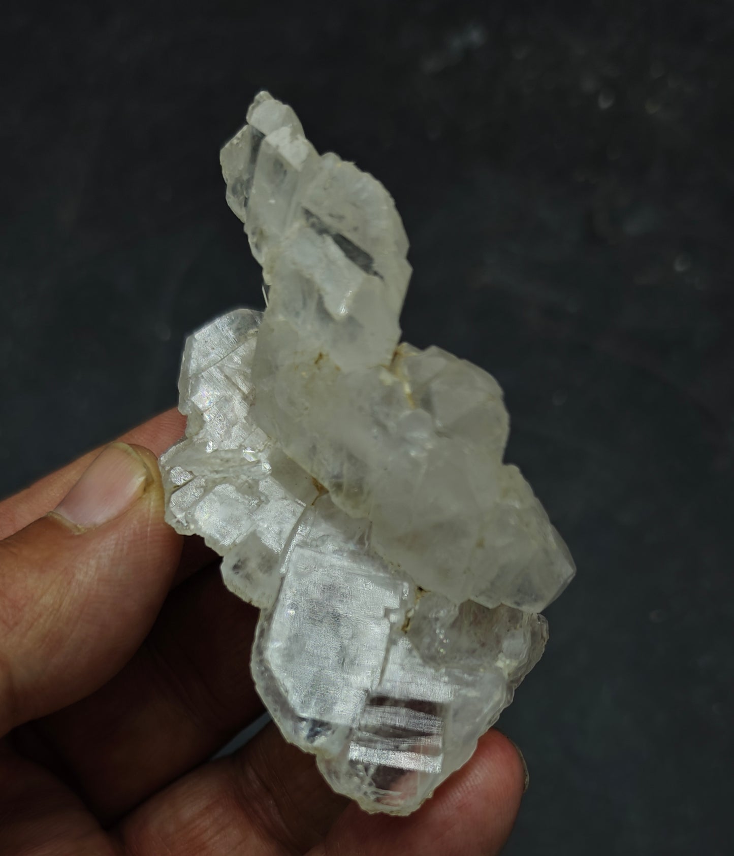 Very aesthetic interconnected faden quartz crystal 53 grams