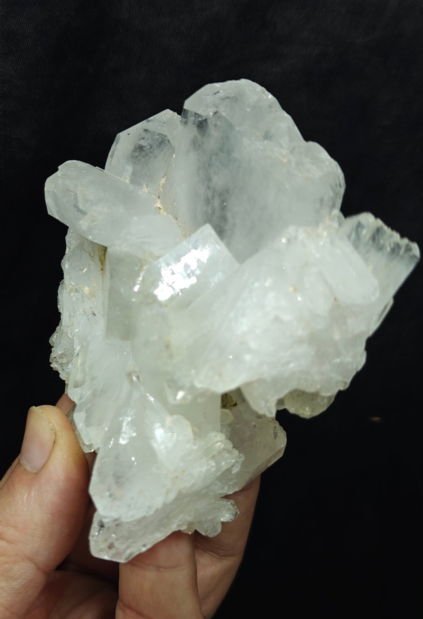 Natural Faden Quartz crystals specimenl 265 grams