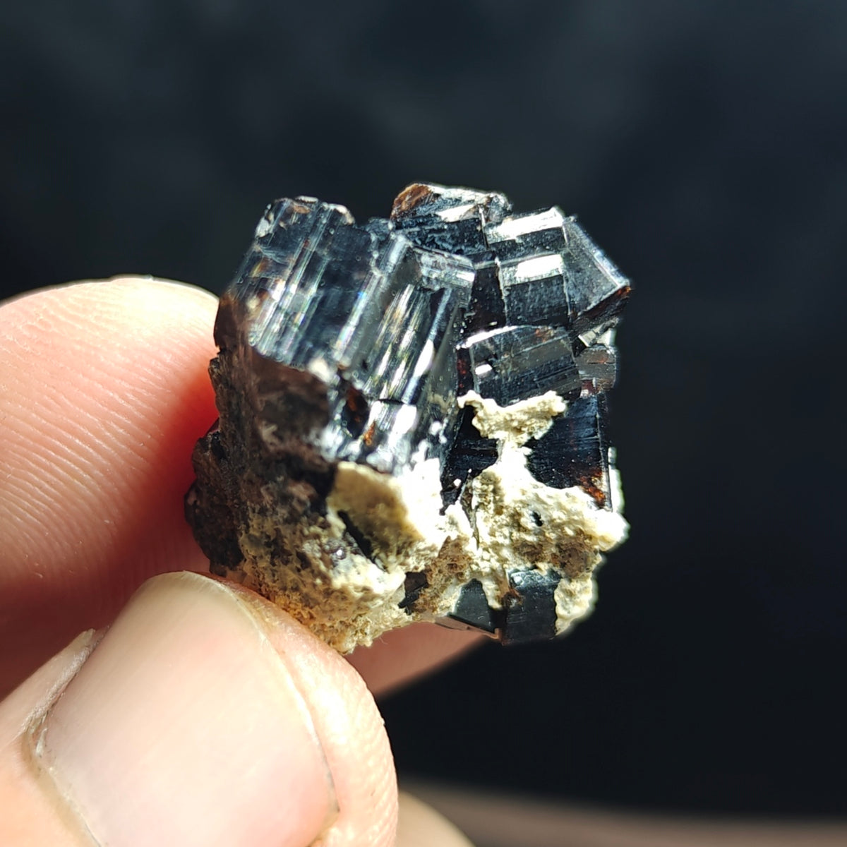 Natural dark brown Vesuvianite 11 grams