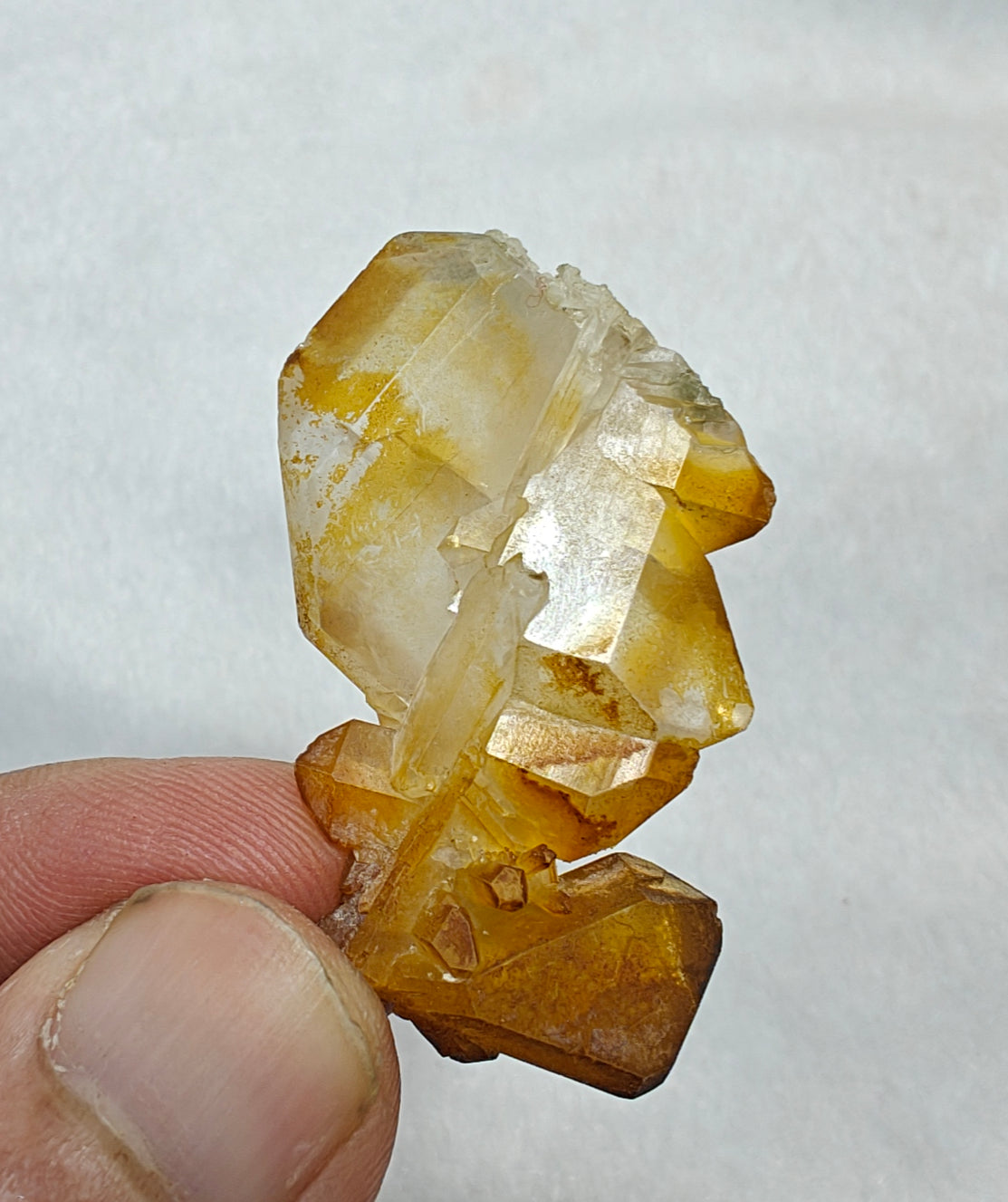 Natural iron included yellow faden quartz 17 grams