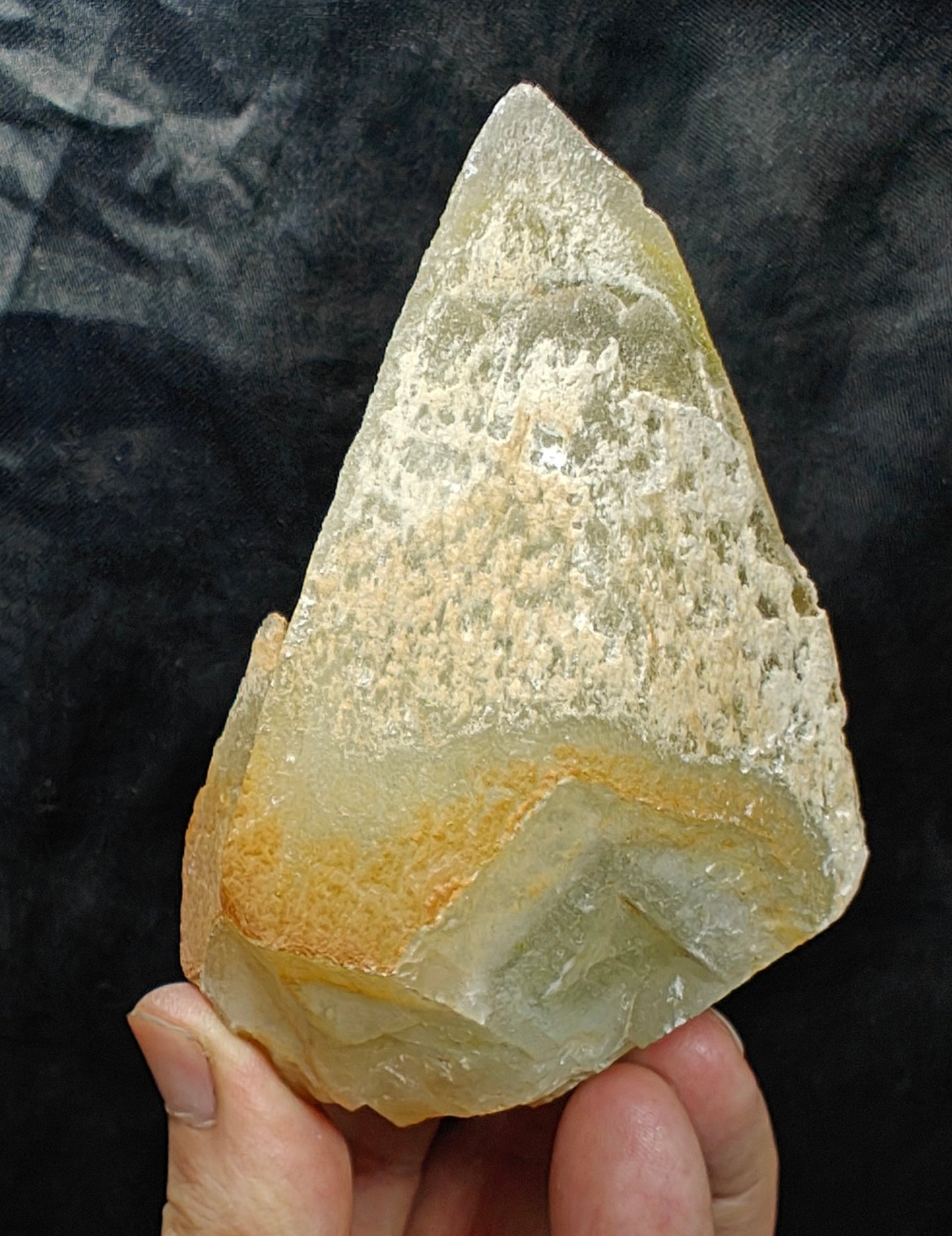 Single beautiful well terminated Dogteeth Calcite Crystal 406 grams