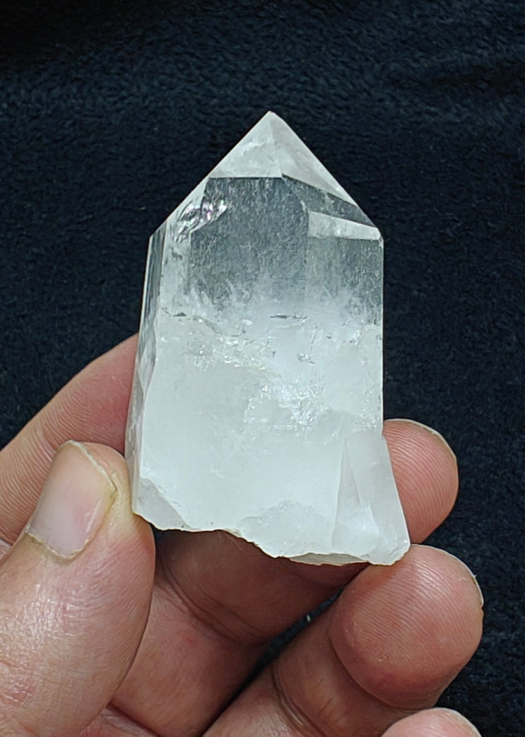 An amazing Terminated clear Quartz Crystal 72 grams