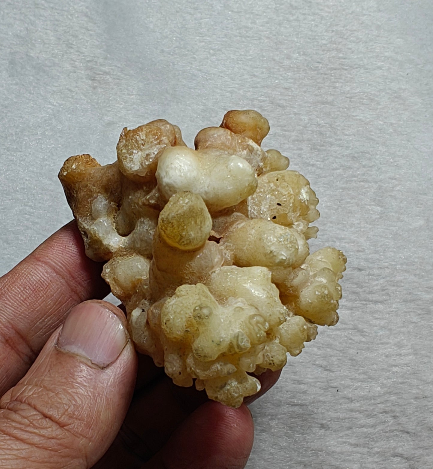 Aragonite flower shape natural terminated crystals 112 grams