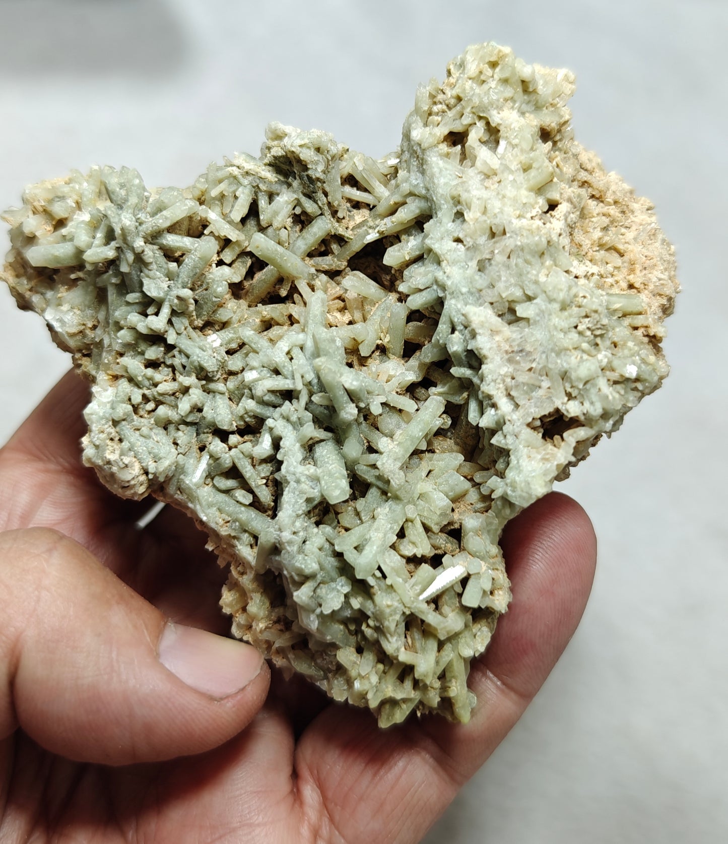 Chlorite Quartz crystals cluster 231 grams