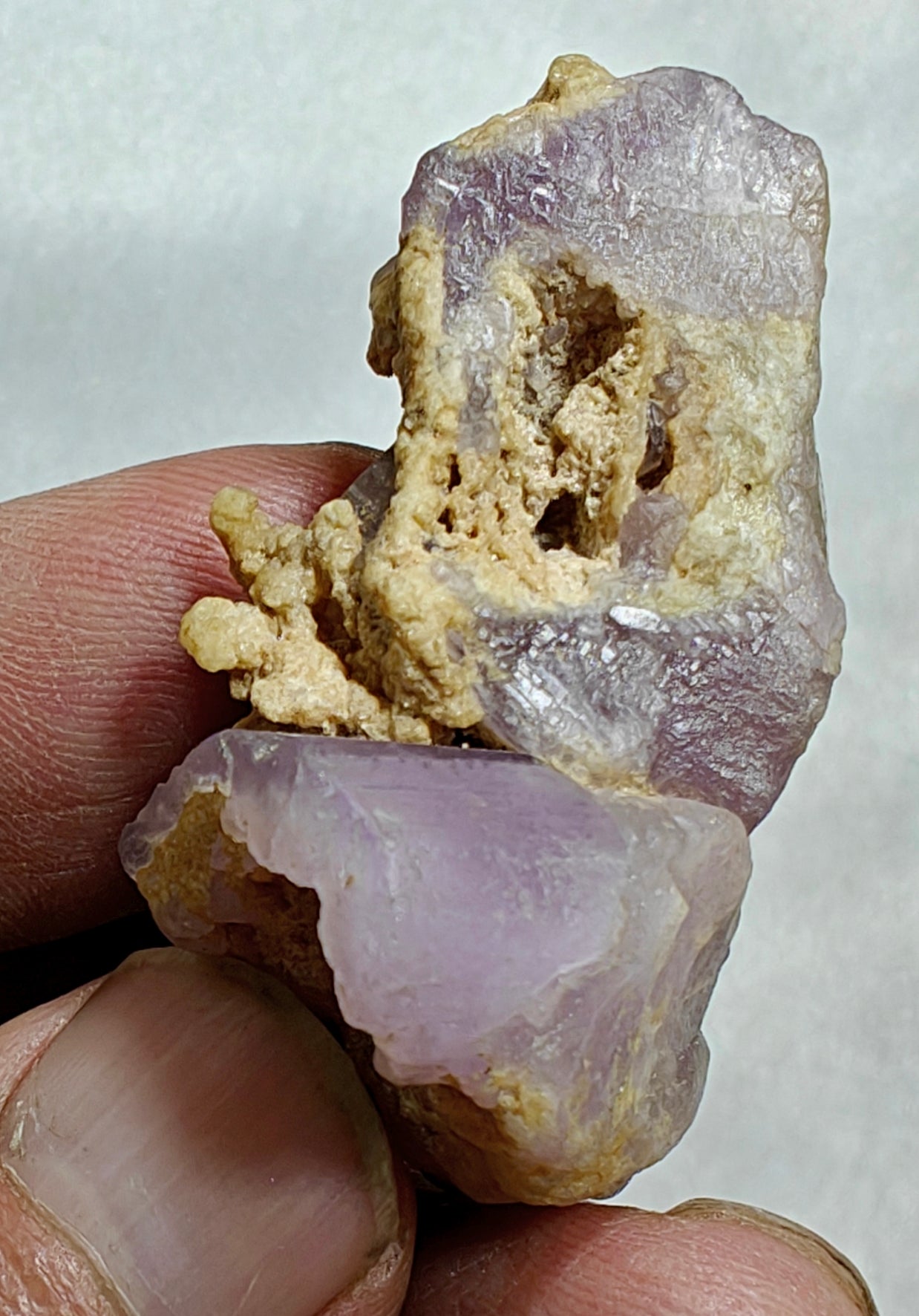 An amazing Fluorescent Apatite with combined albite 34 grams