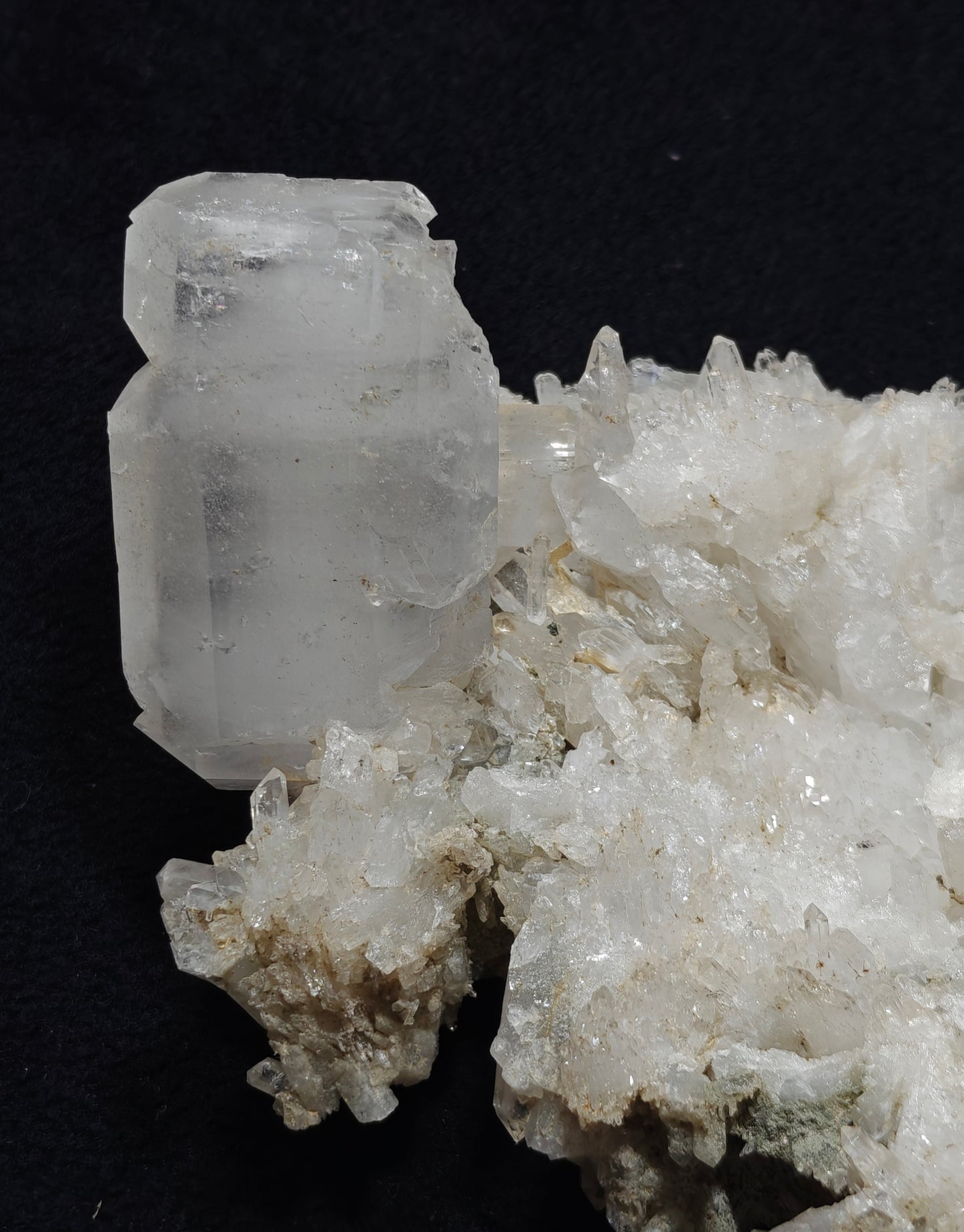 Natural Faden Quartz Crystal specimen 588 grams