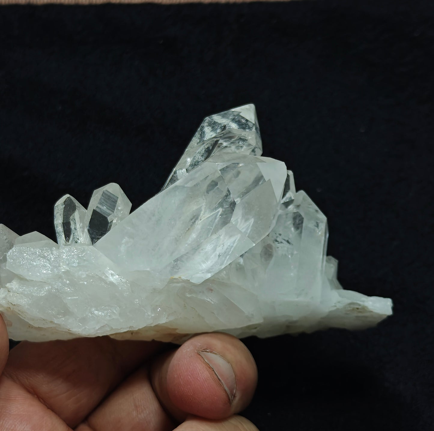 Terminated quartz Crystal 155 grams