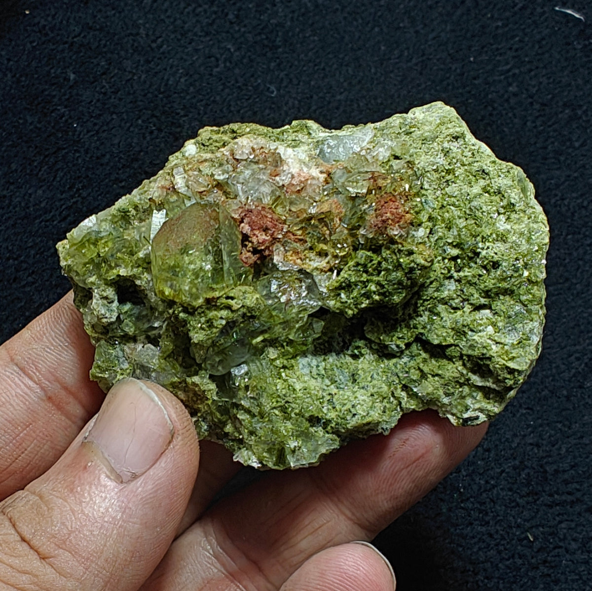 Epidote quartz 124 grams