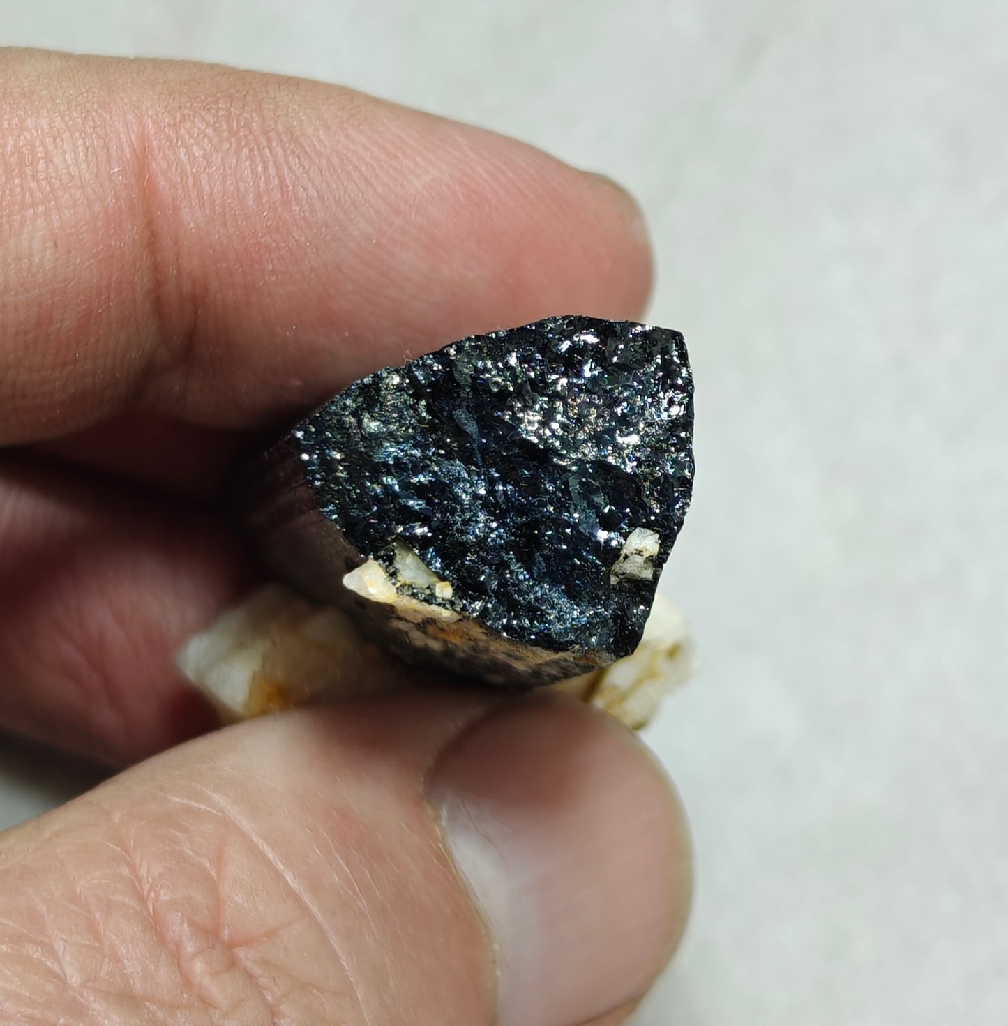 Natural Tourmaline crystal with Albite and Muscovite 38 grams