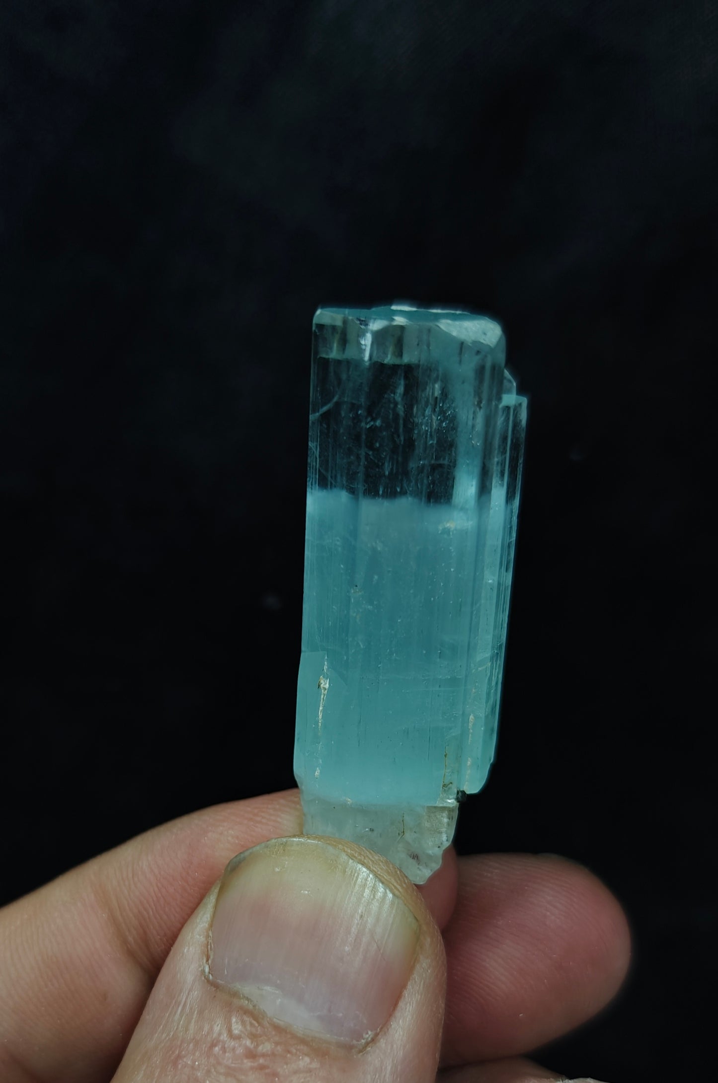 Natural terminated Aquamarine crystal 16 grams