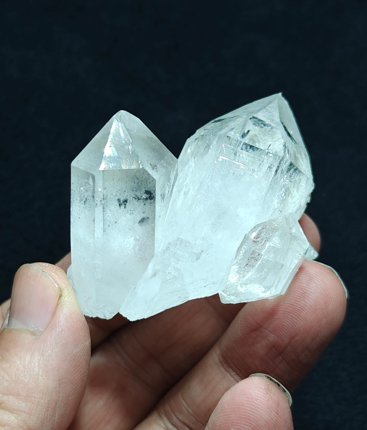 Twin terminated Quartz Crystals interconnected 76 grams