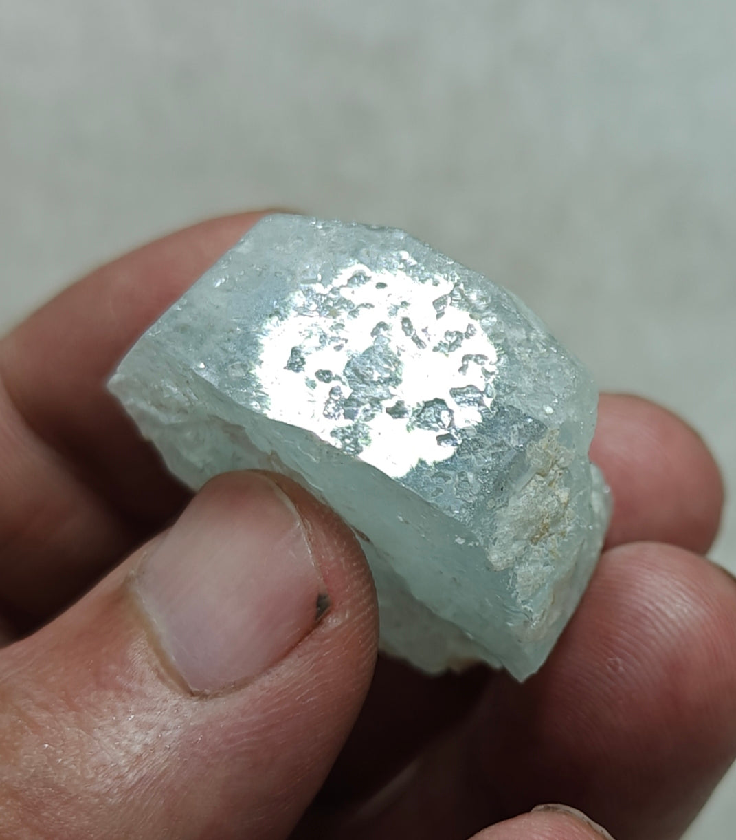 Lightly etched aquamarine crystal 35 grams
