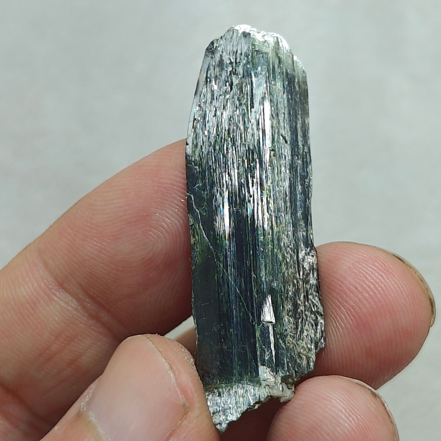 Natural aegirine crystal 9 grams