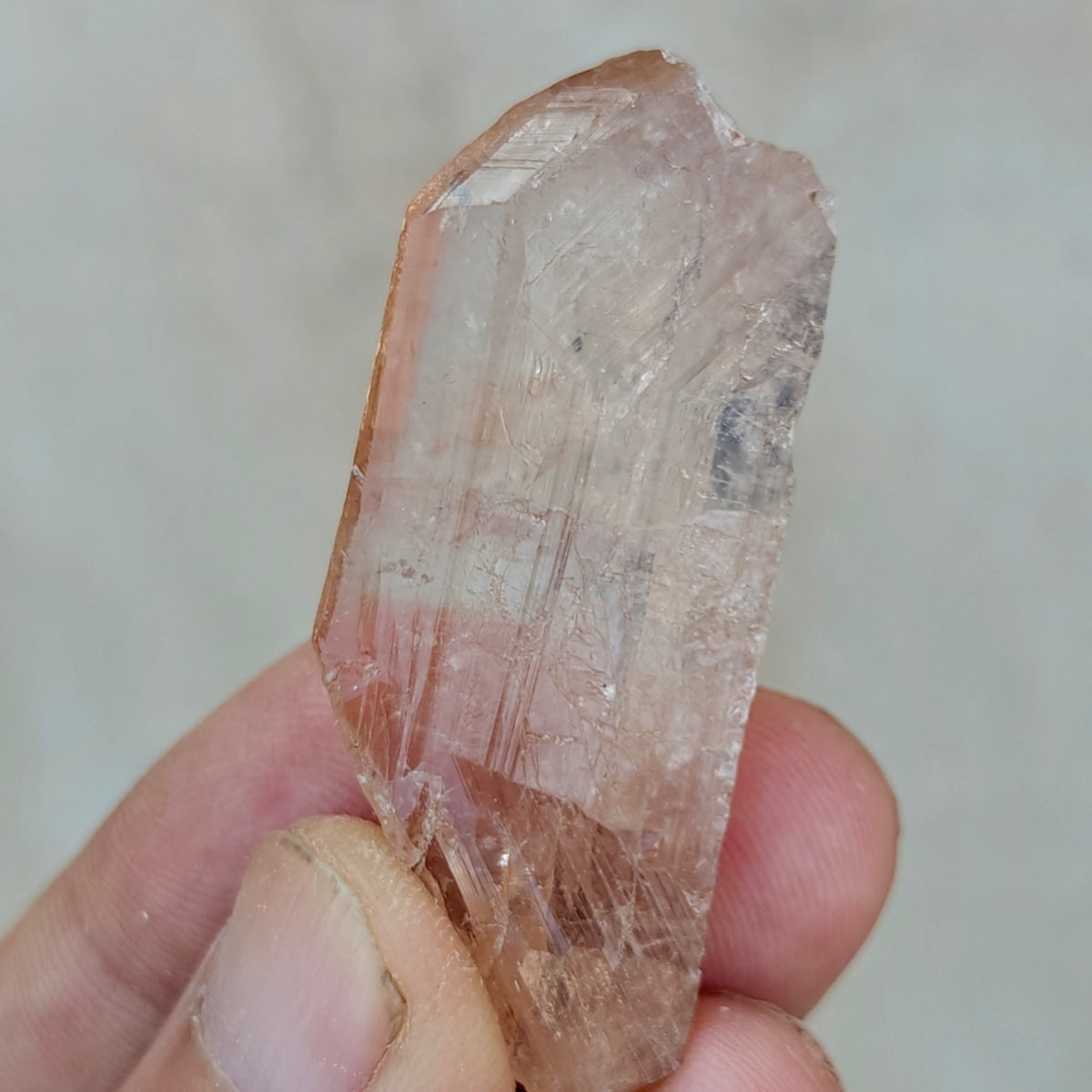 peach color Topaz crystal 32 grams