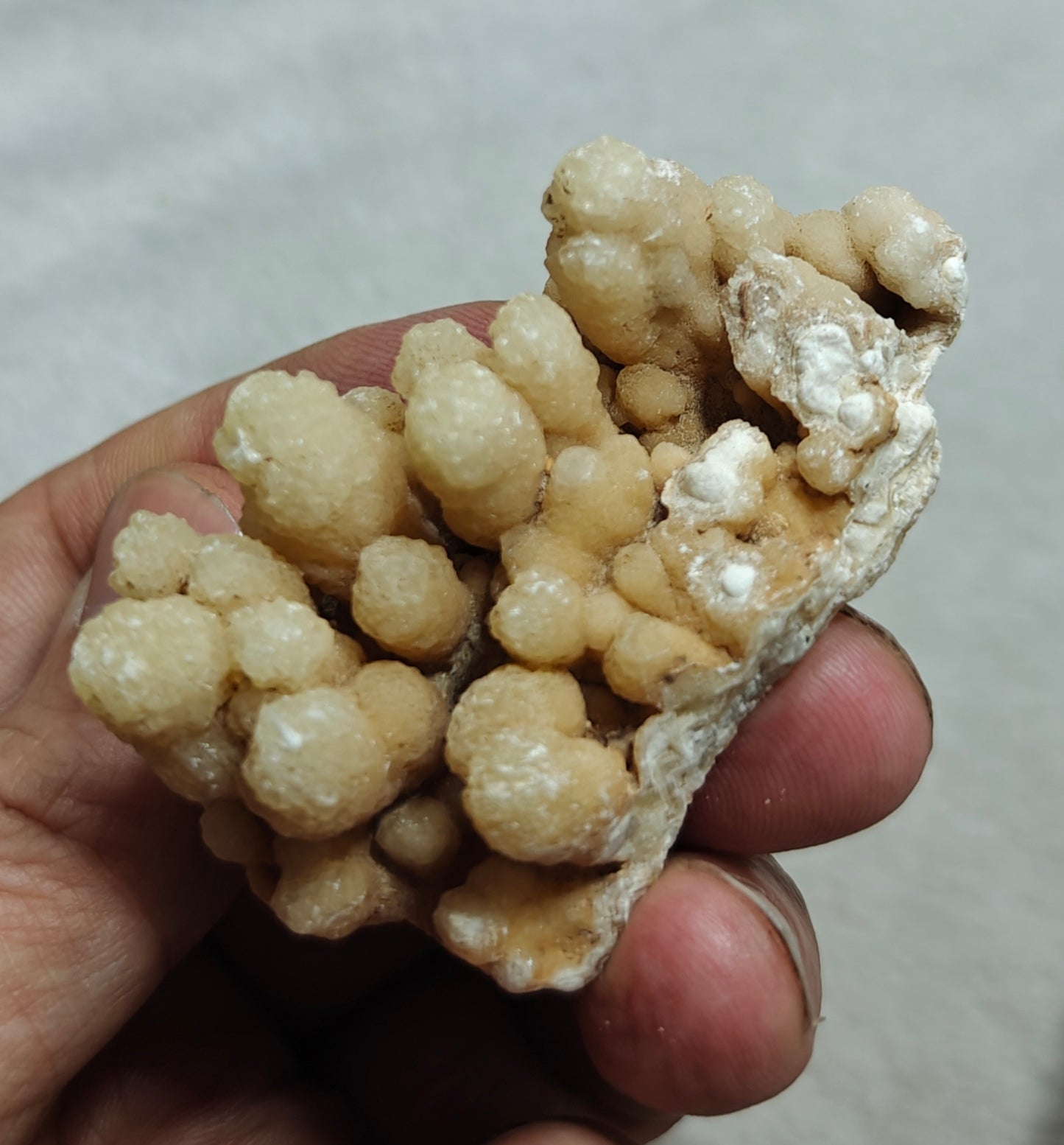aragonite flower shape natural terminated crystals 61 grams